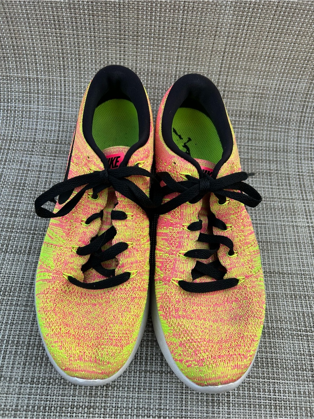 Nike women’s Lunarepic Flyknit Running Shoes 8.5 844863-9